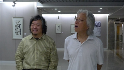 与将文湛先生在刘星师生花鸟展上